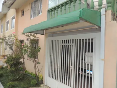 Sobrado com 2 Quartos à venda, 95m² no Lindóia, Curitiba