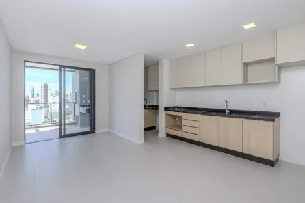 Apartamento com 2 Quartos à venda, 77m² no Centro, Itajaí
