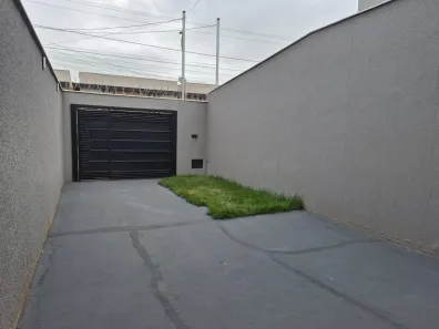 Casa com 3 Quartos à venda, 90m² no Residencial Orlando Morais, Goiânia