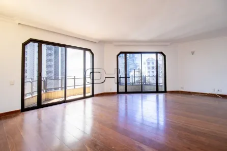 Apartamento com 3 Quartos para alugar, 240m² no Itaim Bibi, São Paulo