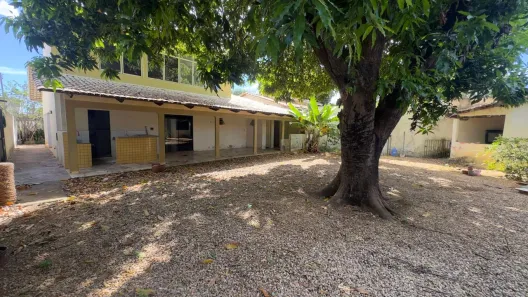 Sobrado com 4 Quartos à venda, 226m² no Plano Diretor Norte, Palmas