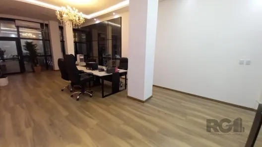 Sala Comercial à venda, 368m² no Floresta, Porto Alegre