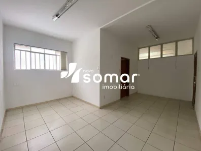 Apartamento com 3 Quartos para alugar, 80m² no Centro, Divinópolis