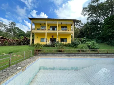 Casa com 6 Quartos à venda, 400m² no Jardim Salaco, Teresópolis