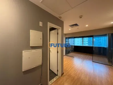 Sala Comercial para alugar, 28m² no Asa Norte, Brasília