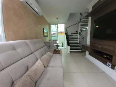 Casa com 2 Quartos à venda, 110m² no Aviação, Praia Grande