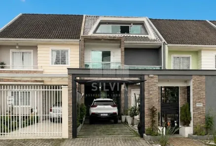 Sobrado com 3 Quartos à venda, 200m² no Novo Mundo, Curitiba