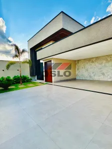 Casa com 3 Quartos à venda, 360m² no Jardim Ipê, Goiânia