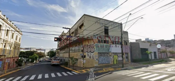 Prédio Comercial à venda, 2500m² no Centro, Bauru