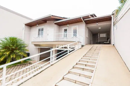 Casa com 4 Quartos para alugar, 300m² no Mossunguê, Curitiba