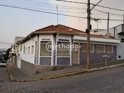 Casa com 4 Quartos à venda, 205m² no Centro, São José do Rio Pardo