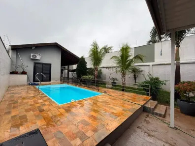 Casa com 3 Quartos à venda, 295m² no Dois Córregos, Piracicaba