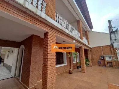 Sobrado com 6 Quartos à venda, 224m² no Vila Amorim, Suzano