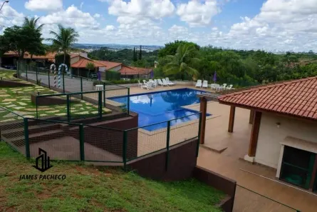 Casa de Condomínio com 3 Quartos à venda, 250m² no Sítio de Recreio Ipê, Goiânia