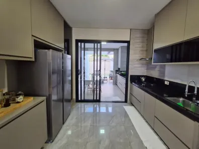 Casa de Condomínio com 3 Quartos à venda, 160m² no Parque Rural Fazenda Santa Cândida, Campinas