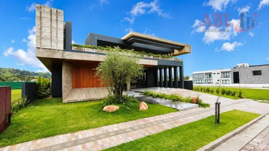 Casa com 4 Quartos à venda, 400m² no Morada Gaúcha, Gravataí
