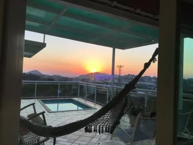 Casa de Condomínio com 3 Quartos à venda, 242m² no Badu, Niterói