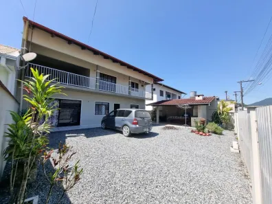 Casa com 3 Quartos à venda, 210m² no Imigrantes, Guaramirim
