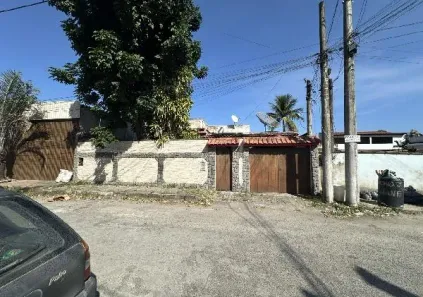 Casa com 3 Quartos à venda, 221m² no Rio Várzea, Itaboraí