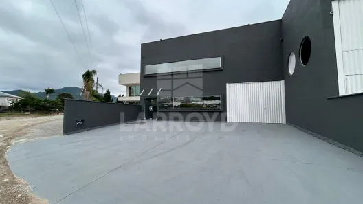 Galpão/Depósito/Armazém para alugar, 300m² no São Martinho, Tubarão