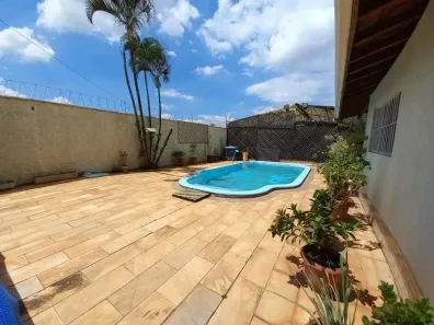 Casa com 3 Quartos à venda, 220m² no Vila Operária, Rio Claro