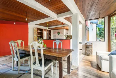 Casa com 5 Quartos à venda, 200m² no Lagoa da Conceição, Florianópolis