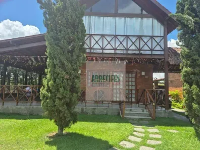 Casa de Condomínio com 5 Quartos à venda, 260m² no Alpes Suiços, Gravatá