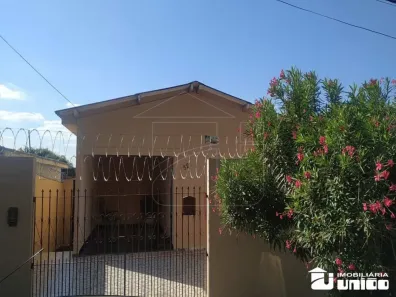 Casa com 3 Quartos à venda, 250m² no Jardim América, Marília