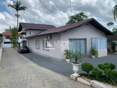 Casa com 4 Quartos à venda, 262m² no Imigrantes, Timbó