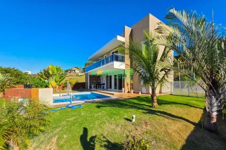 Casa de Condomínio com 3 Quartos à venda, 350m² no Jardim Rio Comprido, Jacareí