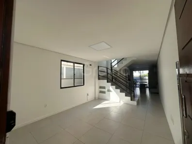 Casa com 3 Quartos à venda, 118m² no Campeche, Florianópolis