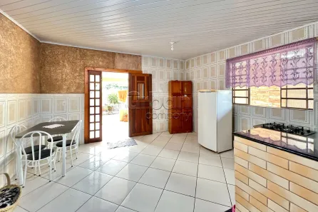 Casa com 5 Quartos à venda, 240m² no São José, Canoas