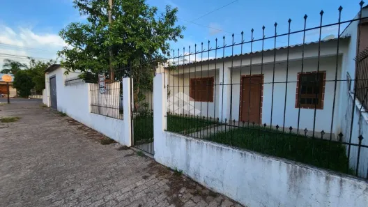 Casa com 2 Quartos à venda, 196m² no Tancredo Neves, Santa Maria