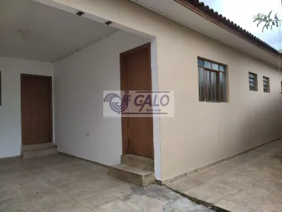 Casa com 3 Quartos para alugar, 85m² no Guaíra, Curitiba