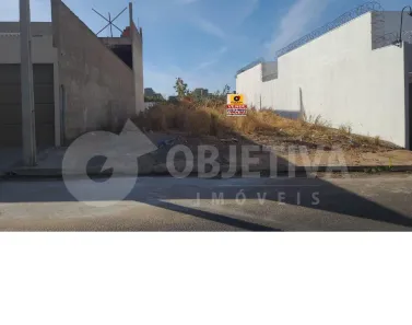 Lote/Terreno à venda, 250m² no Jardim Europa, Uberlândia
