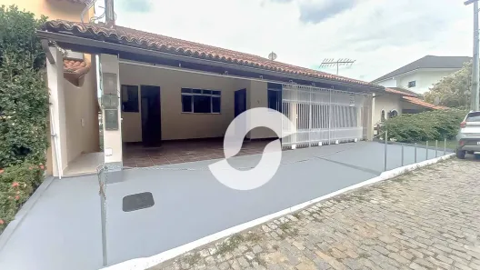 Casa de Condomínio com 5 Quartos à venda, 600m² no Badu, Niterói