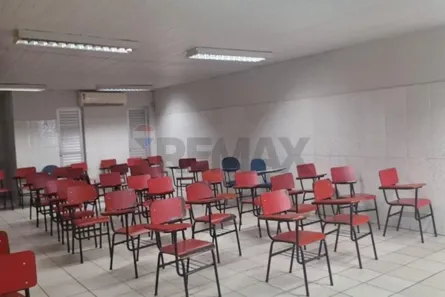 Prédio Comercial à venda, 915m² no Centro, Manaus