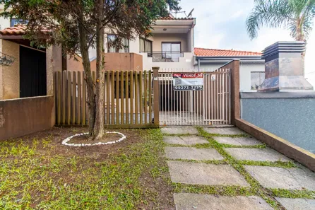Sobrado com 3 Quartos à venda, 111m² no Xaxim, Curitiba