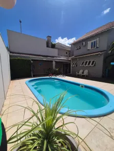 Sobrado com 3 Quartos à venda, 300m² no Centro, Canoas