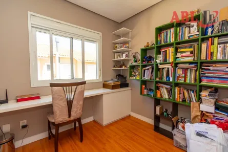 Sobrado com 3 Quartos à venda, 90m² no Central Park, Cachoeirinha