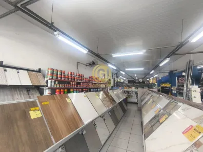 Ponto Comercial à venda, 649m² no São João, Jacareí