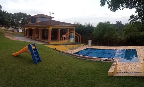 Fazenda/Sítio com 3 Quartos à venda, 400m² no Caioçara, Jarinu