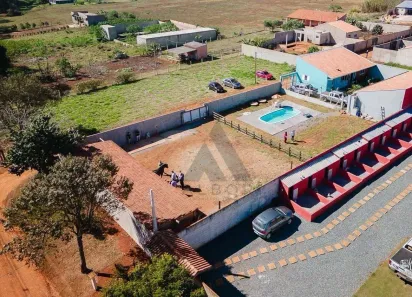 Fazenda/Sítio com 4 Quartos para alugar, 1100m² no Vila Asem, Itapetininga