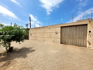 Casa com 4 Quartos à venda, 202m² no Brasília, Londrina