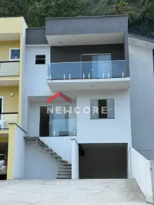 Casa com 3 Quartos à venda, 149m² no Piratininga, Niterói