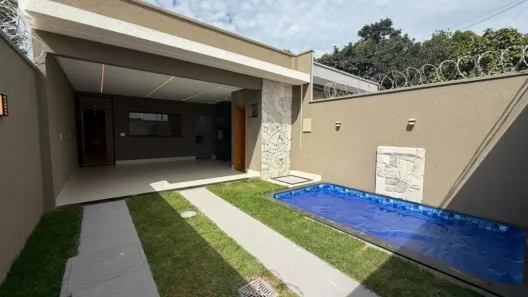 Casa com 3 Quartos à venda, 130m² no Setor Garavelo, Goiânia