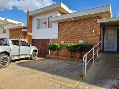 Imóvel Comercial com 4 Quartos à venda, 201m² no Vila Seixas, Ribeirão Preto