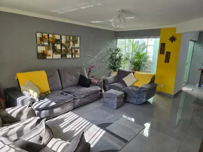 Casa com 3 Quartos à venda, 199m² no Jardim Siriema, Sorocaba