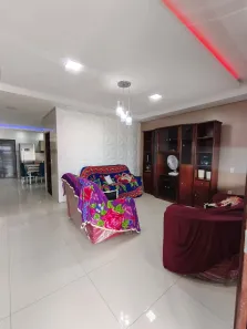 Casa com 4 Quartos para alugar, 810m² no Siqueira, Fortaleza