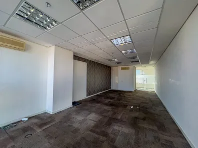 Sala Comercial para alugar, 56m² no Jardim Higienópolis, Londrina